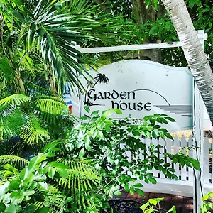 ** Guest house The Garden House United States